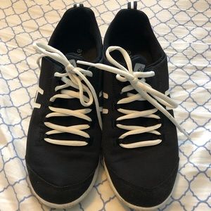 ASICS Women’s MetroLyte Walking Shoe